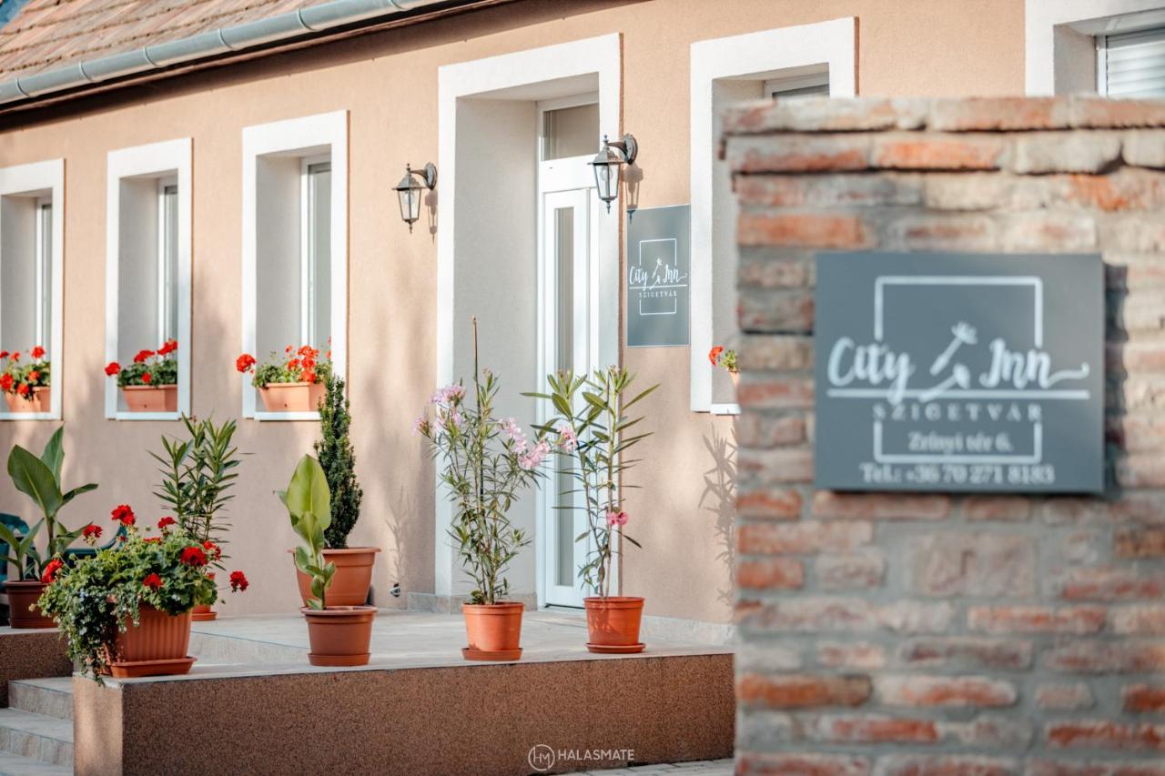 City Inn Szigetvár Eksteriør bilde